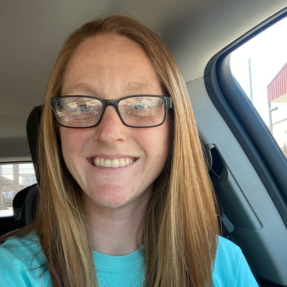 Meet your Posher, Cayla